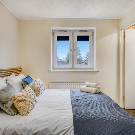 Executive 4 Bedroom Town House In Canada Water Free Wifi & Parking By City Stay Aparts Лондон Екстер'єр фото