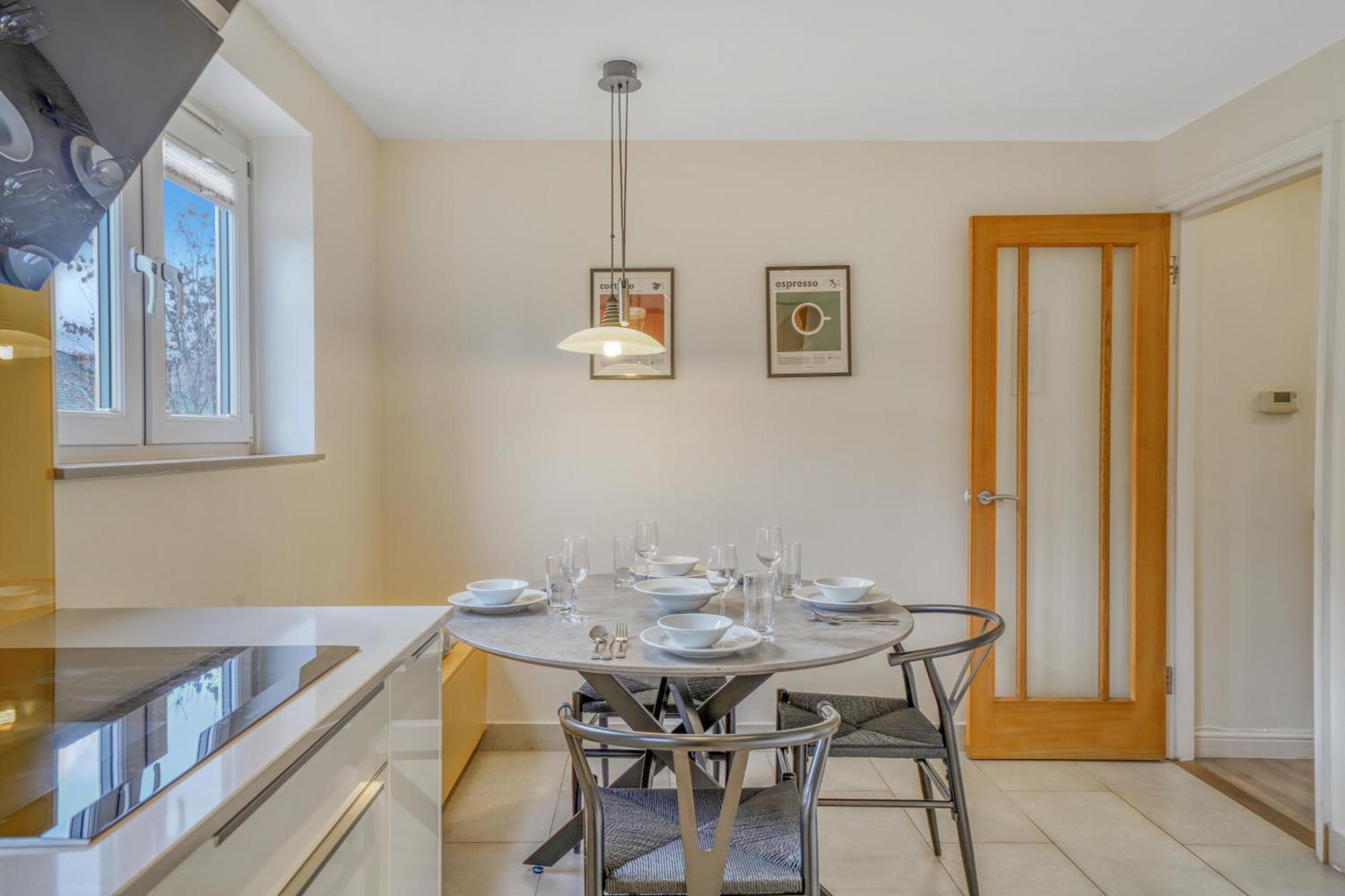 Executive 4 Bedroom Town House In Canada Water Free Wifi & Parking By City Stay Aparts Лондон Екстер'єр фото