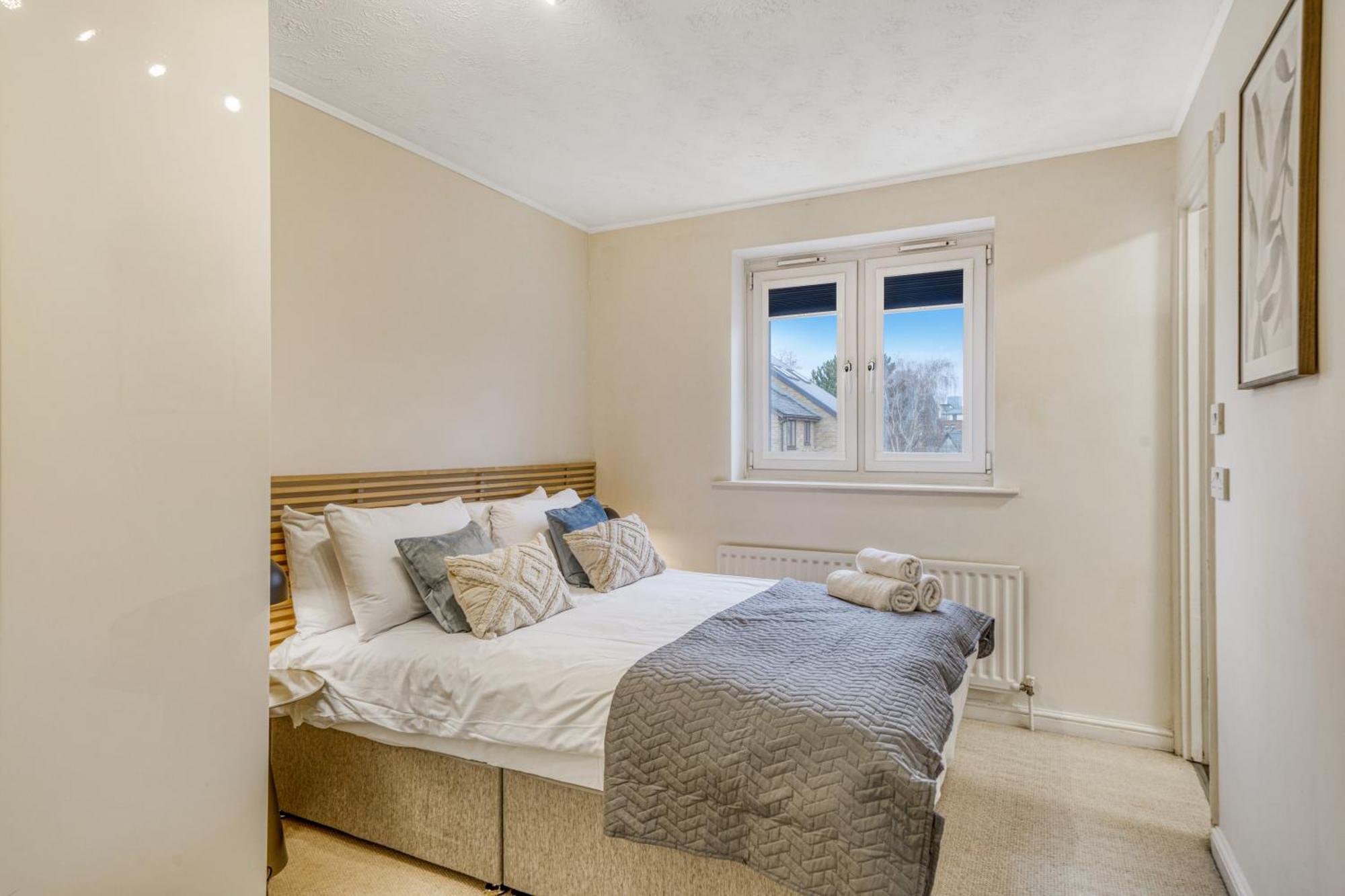 Executive 4 Bedroom Town House In Canada Water Free Wifi & Parking By City Stay Aparts Лондон Екстер'єр фото